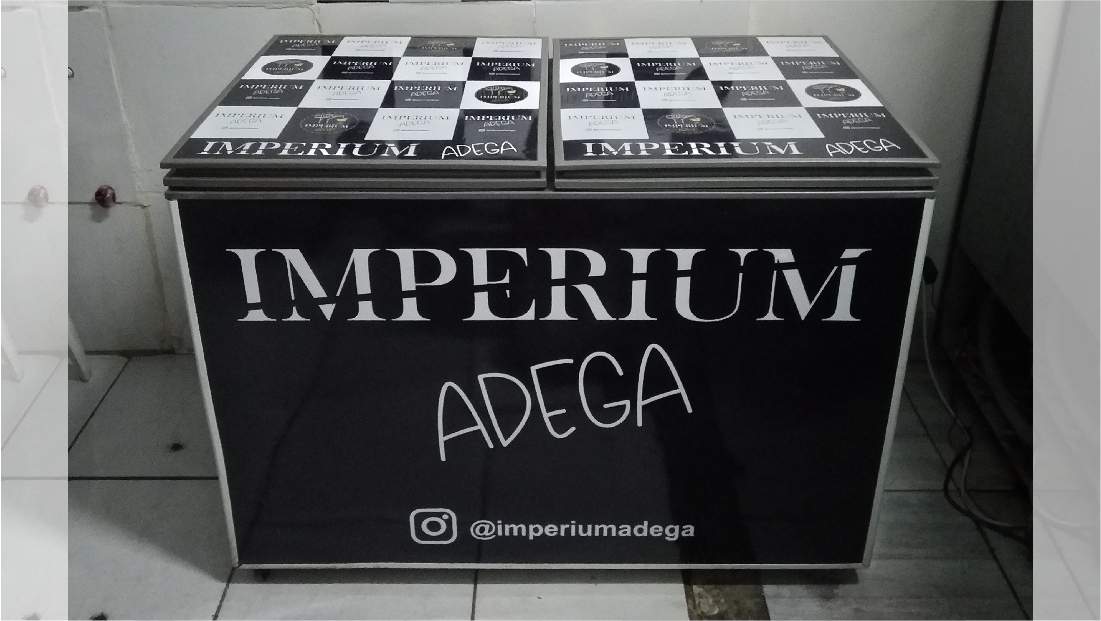 Envelopamento de freezer Adega Imperium